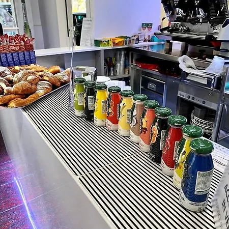 维耶斯泰丽都酒店 2*