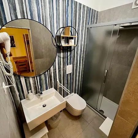 Lido 호텔 비에스테